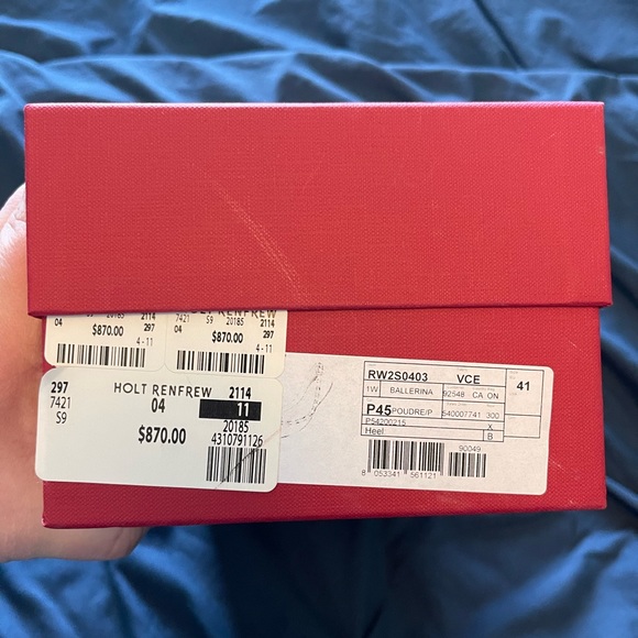 (SOLD) Valentino Flats size 11 - Picture 5 of 7